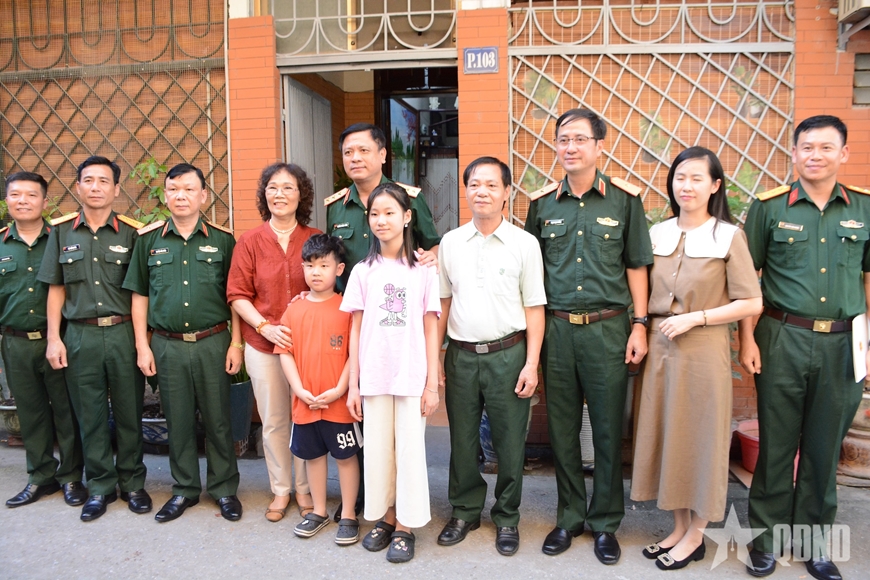 /UploadStore/admin/260526 tham gia dinh liet si/3.jpg